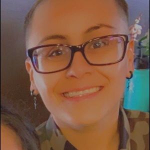 Meet your Posher, Lena